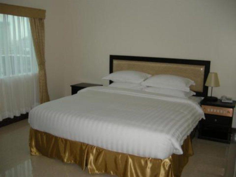 Cardamom Hotel & Apartment Phnom Penh Luaran gambar