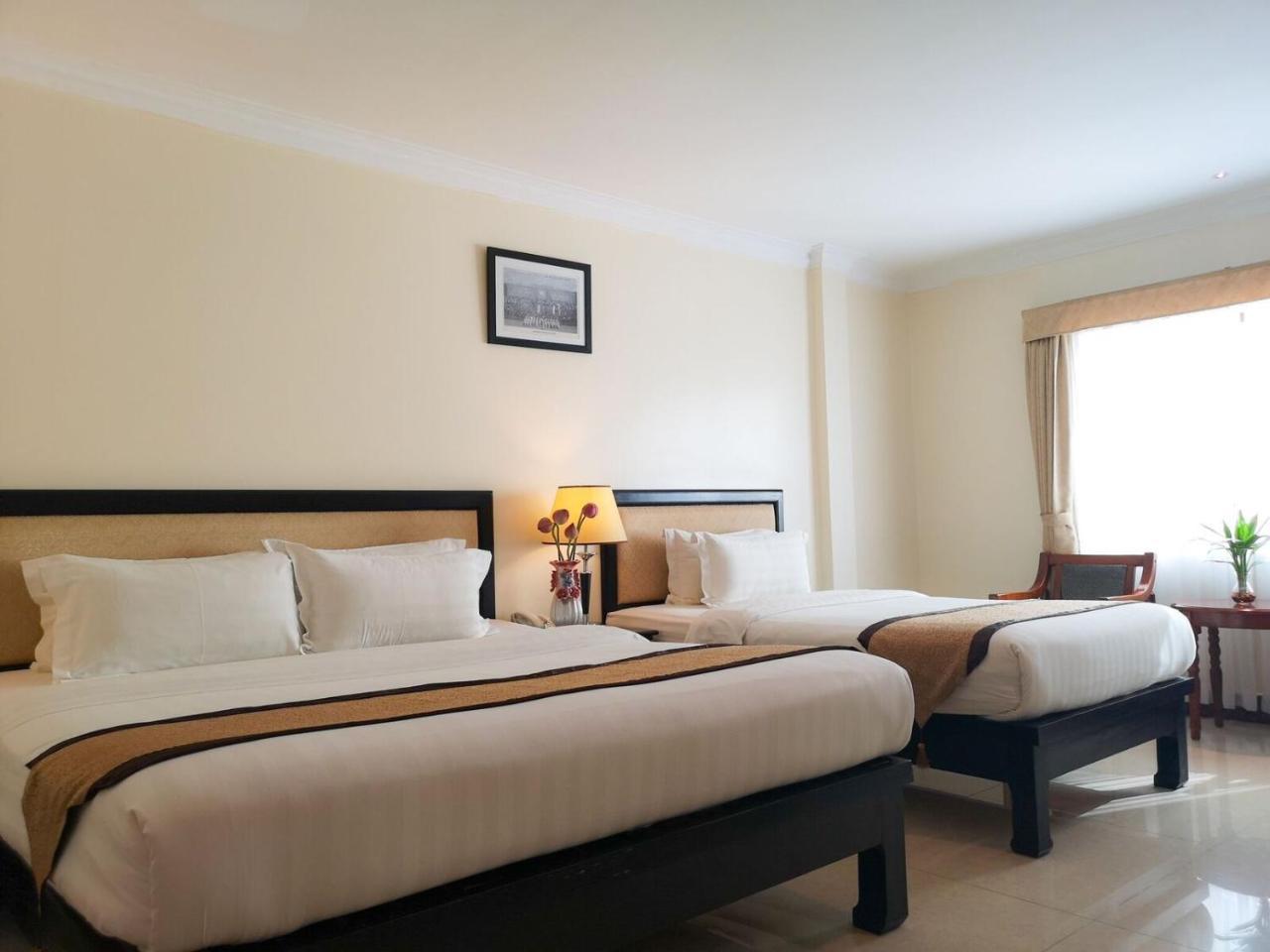 Cardamom Hotel & Apartment Phnom Penh Luaran gambar