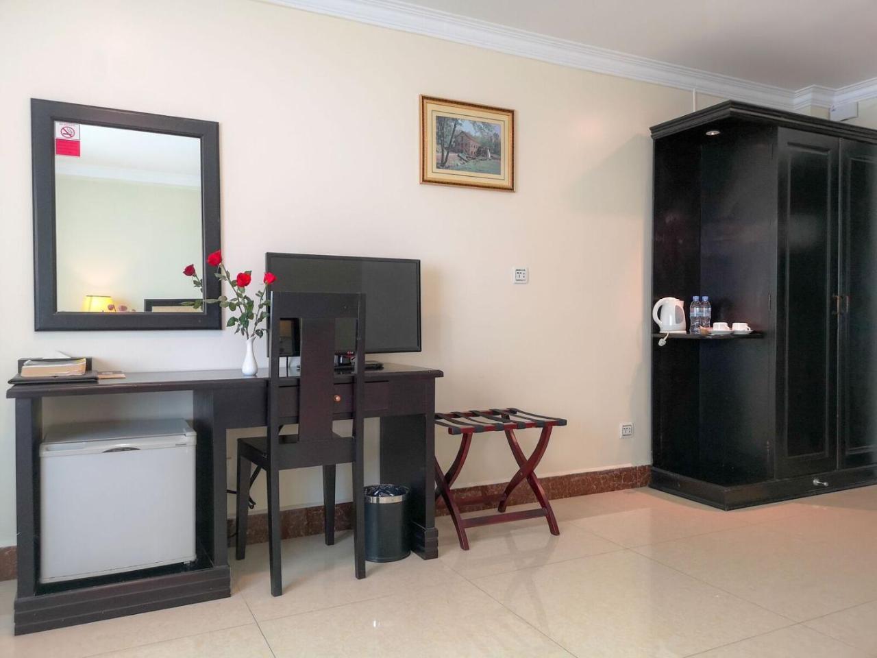 Cardamom Hotel & Apartment Phnom Penh Luaran gambar